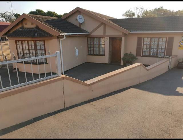 2 BEDROOM PROPERTY TO RENT IN PARKGATE